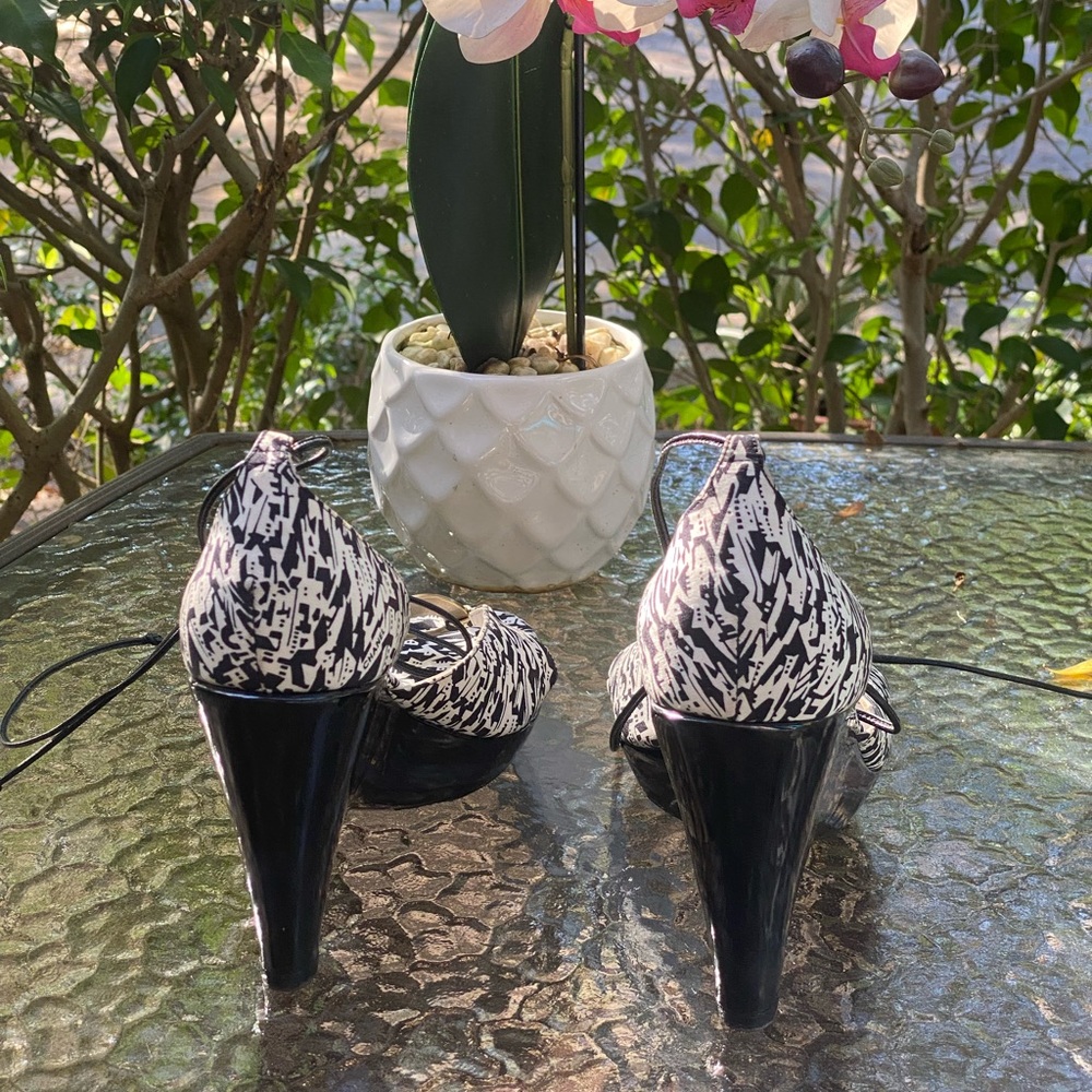 Chanel Vintage Black & White Logo Wedge Strappy Heels - Picture 8 of 16